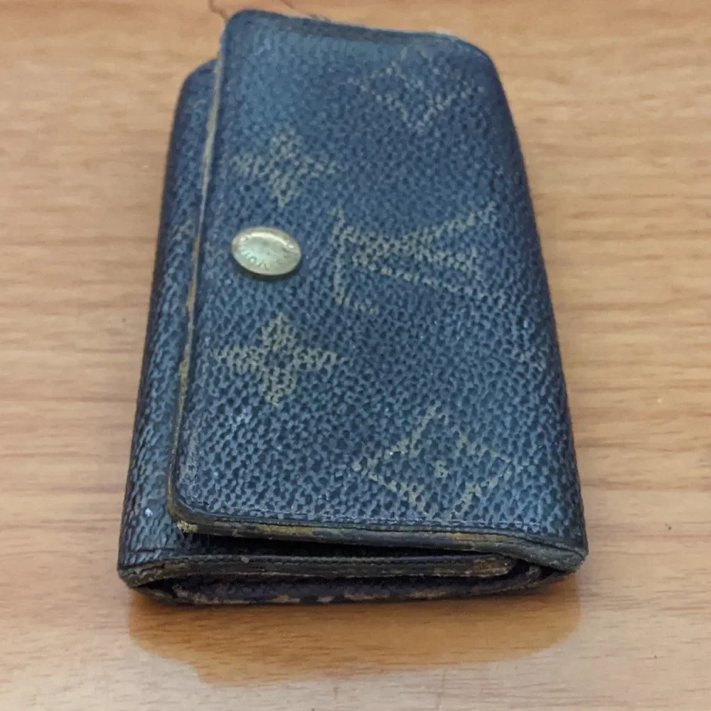 Louis Vuitton Key Holder/Wallet #310💥PRICE DROP💥